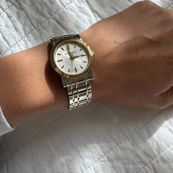 Burberry Gold and Silver Women's Watch - Picture 4 of 5